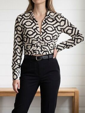 H&M Black Cream Geometric Ruched Crop Button Down Shirt Large Viscose Blend Soft